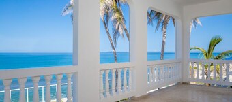 Casa Playa Beachfront Home - Meilleur emplacement pour la natation! 