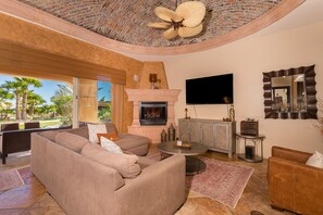 Smart TV, DVD player, stereo