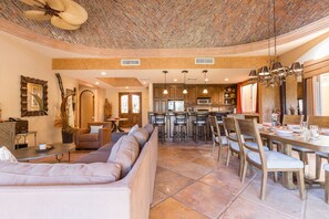 Smart TV, DVD player, stereo