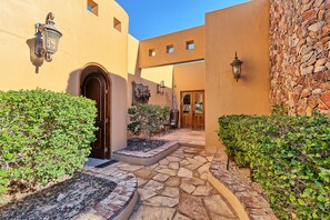 Exterior detail - Casa de Bella Suenos, 3 Bedroom Villa Steps to Pool and Beach at Bella Sirena (Puerto Peñasco)