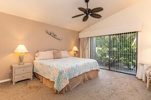 3 bedrooms, desk, iron/ironing board, free WiFi - Jupiter Inlet Village House W/Pool - Walk to the Beach, Inlet, Pelican Club (Jupiter)