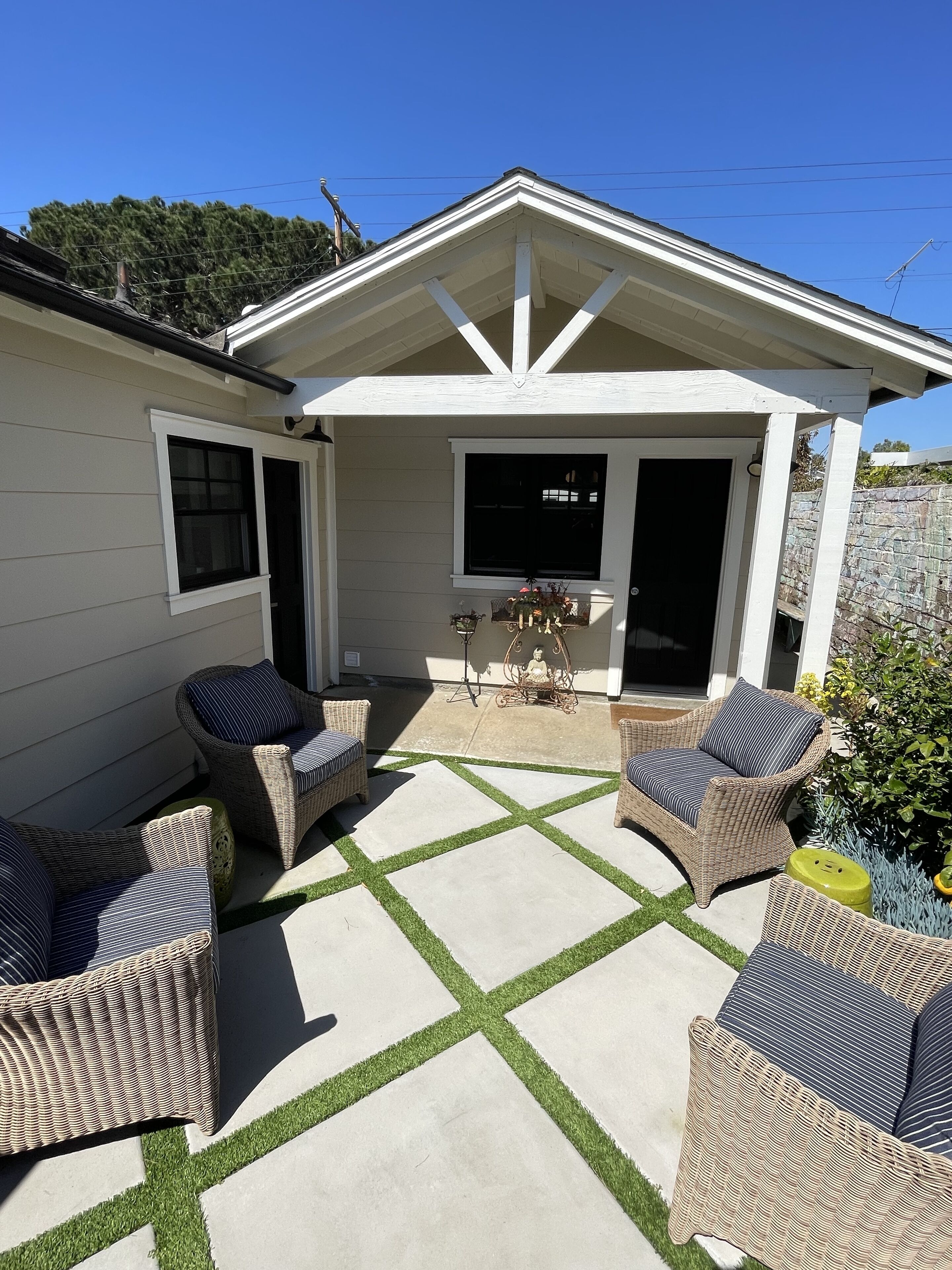 Emerald City Cottage