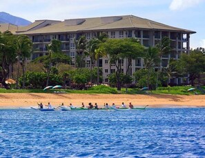 靠近海滩