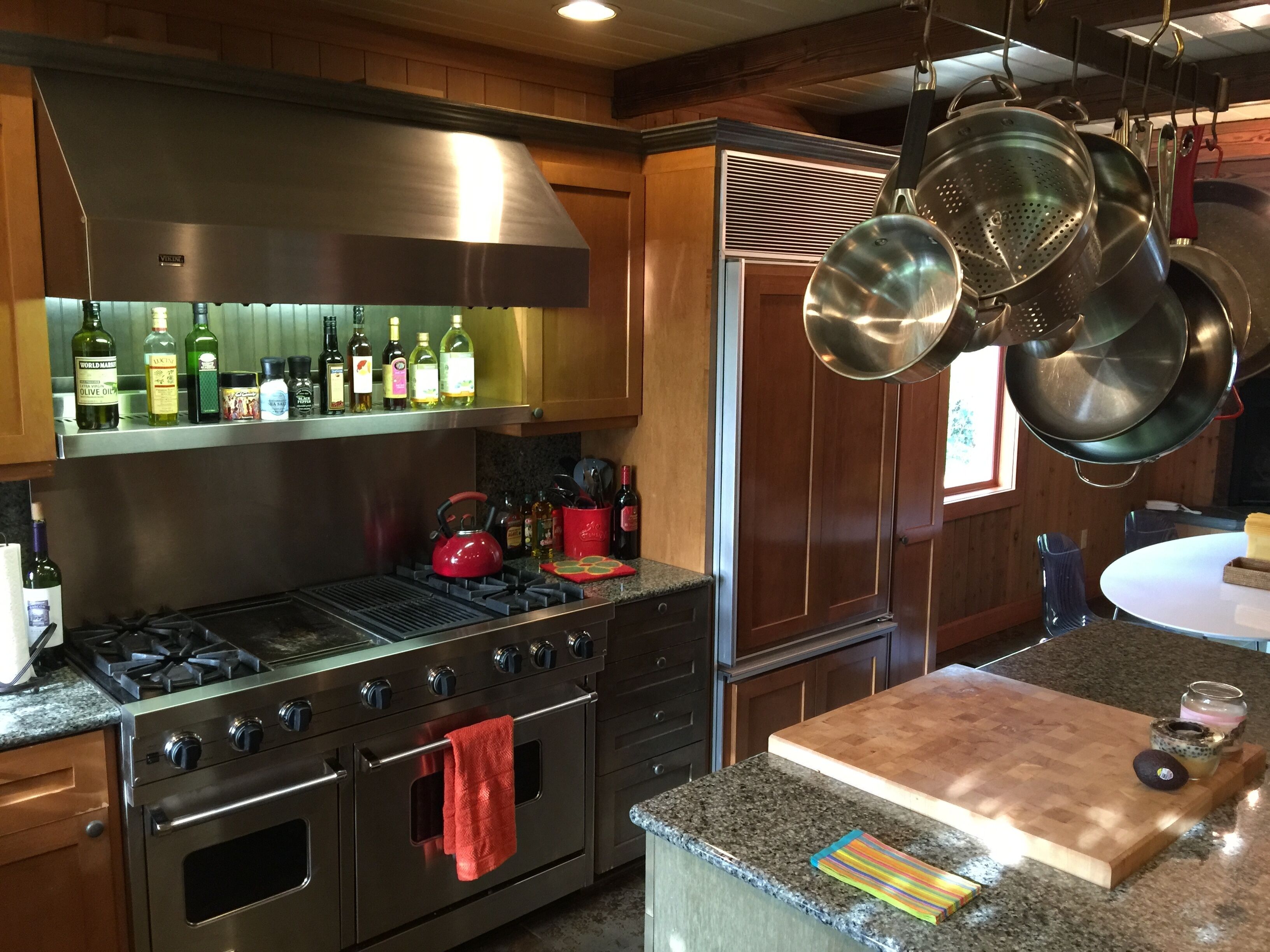 Oasis in the Heart of Wine Country Yet 20 Minutes from Portland