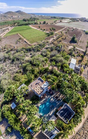 Exterior - Casa CascadaCerritos View casita  private pool oasis mins to the beach 
est 2012 (El Pescadero)