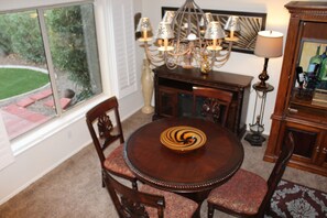 Dining - Beautiful Desert Escape w/private pool just north of Scottsdale. Special rates!  (Cave Creek)