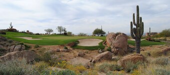 Beautiful Desert Escape w/private pool just north of Scottsdale. Special rates! 