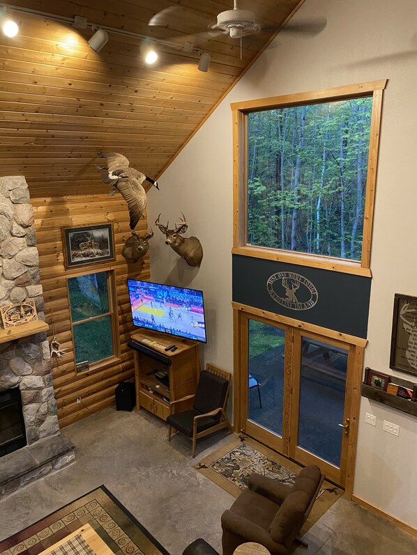 Interior - Taking summer rentals! (La Pointe)