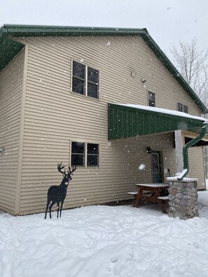 Exterior - Taking summer rentals! (La Pointe)