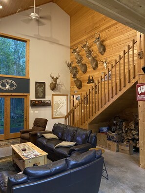 Interior - Taking summer rentals! (La Pointe)