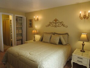 5 Schlafzimmer, Bügeleisen/Bügelbrett, kostenloses WLAN, Bettwäsche