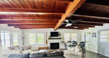 Lake Front Cabin W/ Screened-in Porch and personal dock - Close for Auburn games