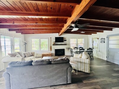 Lake Front Cabin W/ Screened-in Porch and personal dock - Close for Auburn games