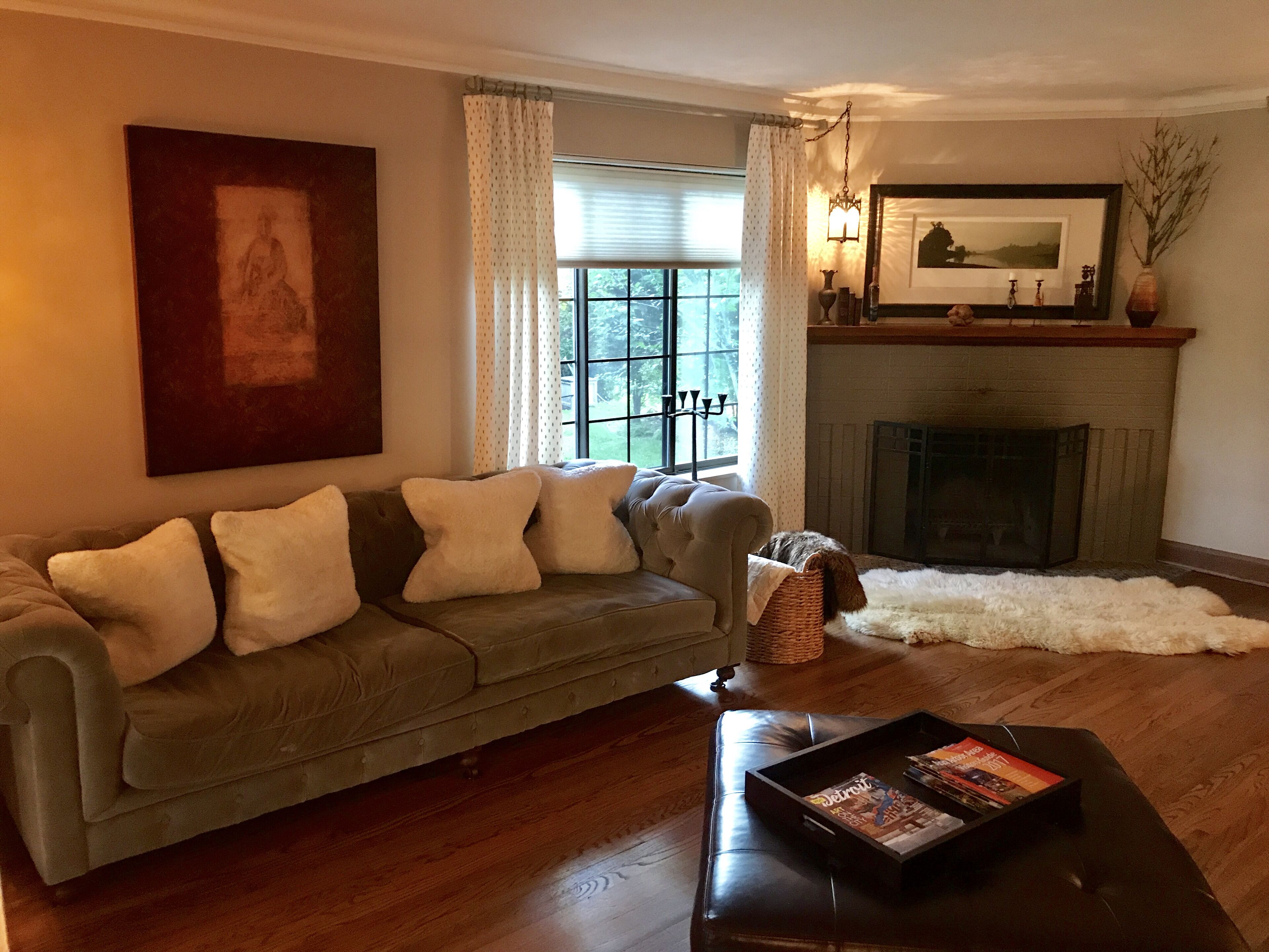 Stately 5 bedroom home in desirable Royal Oak