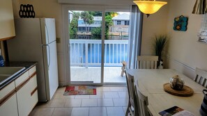 Dining - Directly Across The Street From Bonita Beach!!!  Beach, Bay, And Boat Dock (Bonita Springs)