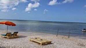 Beach nearby, sun-loungers, beach towels - Directly Across The Street From Bonita Beach!!!  Beach, Bay, And Boat Dock (Bonita Springs)