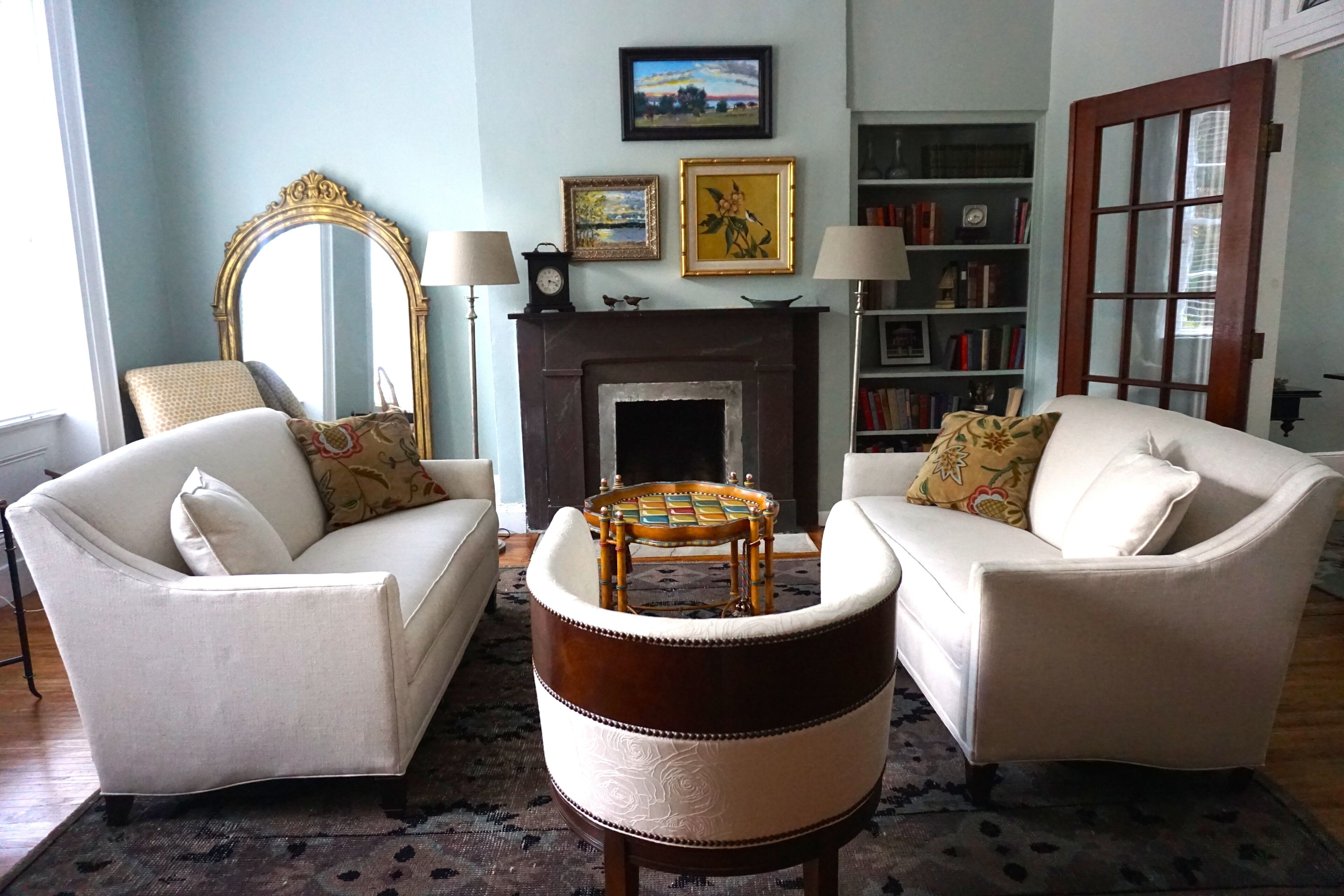 Elegant 5 Br Row House In Geneva's Historic District, Walk To HWS, Lake, Dntown