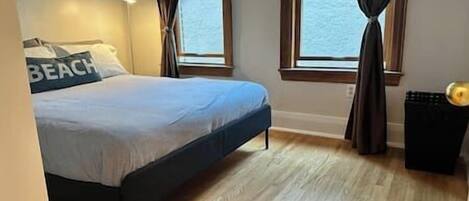 4 chambres, fer et planche Ă  repasser, Wi-Fi, literie fournie