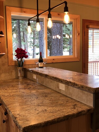  5-Star Tahoe Chalet with Hot Tub in Quiet Setting