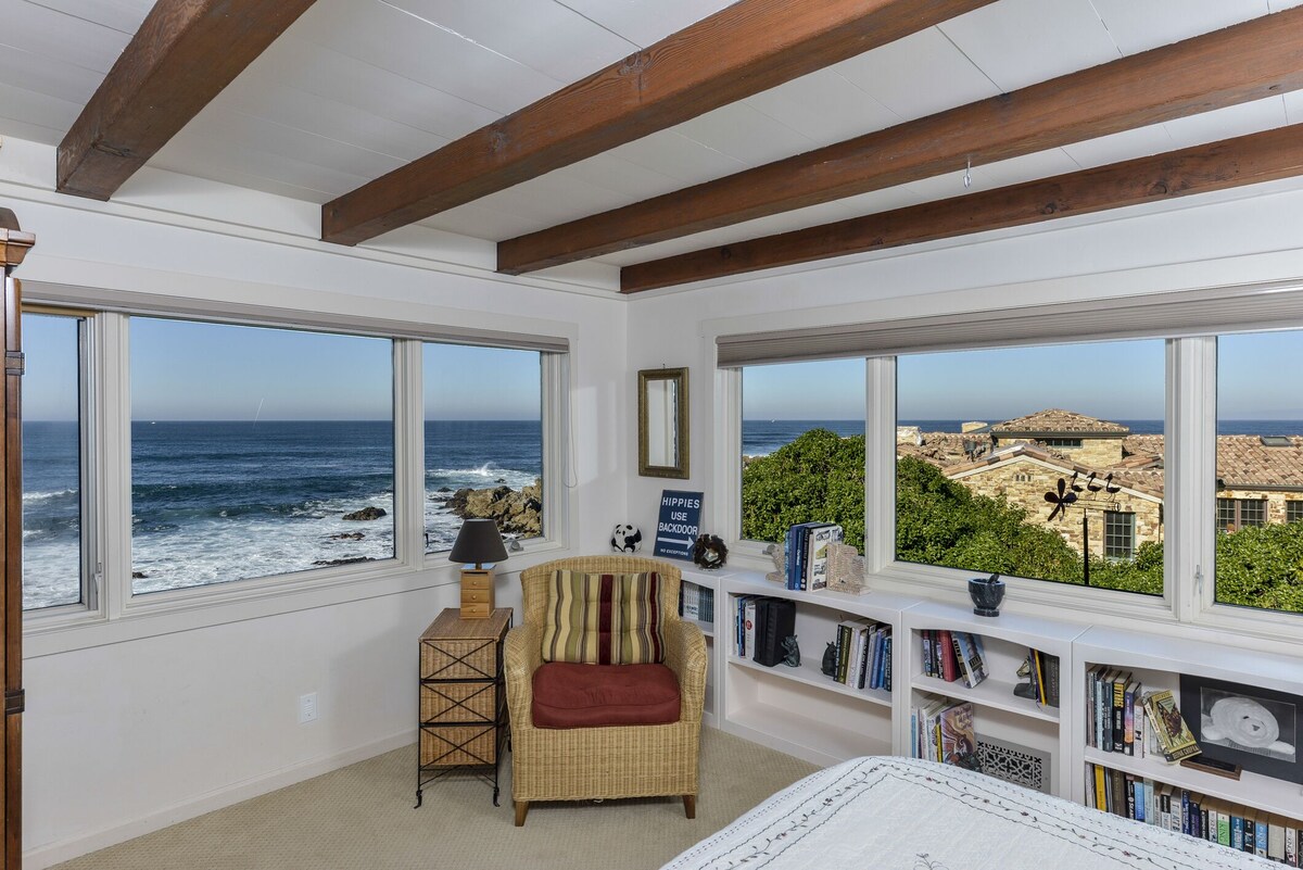 Photo 16 of 6-Bedroom Oceanfront Masterpiece in Pacific Grove, CA. From S1400 for 8 guests