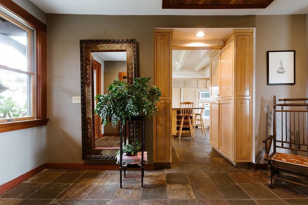 Photo 34 of 6-Bedroom Oceanfront Masterpiece in Pacific Grove, CA. From S1400 for 8 guests