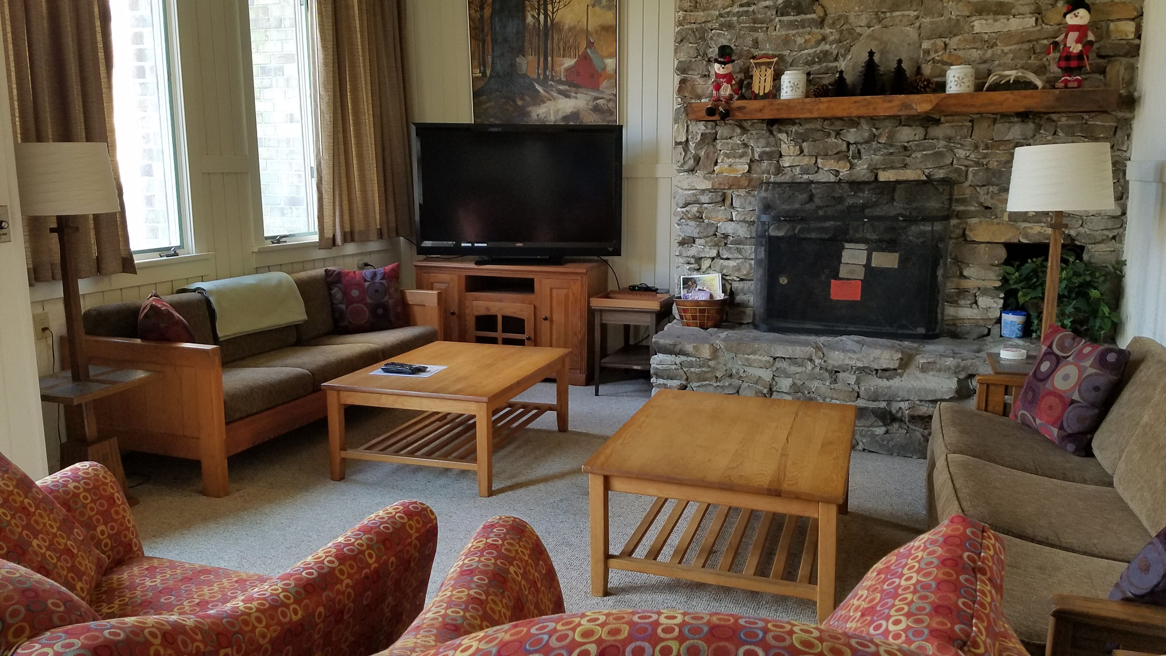 7 Springs Mt. Villas - Sleeps up to 12, ski, golf, relax, Free wifi and shuttle!