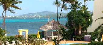 Beachfront Caribbean Paradise à Colony Cove Resort