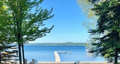Beautiful Lake Charlevoix with Sandy Beach- Great For Families