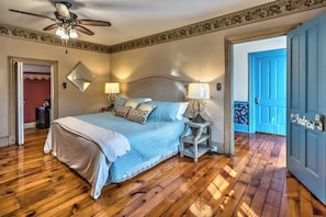 4 bedrooms, WiFi, bed sheets