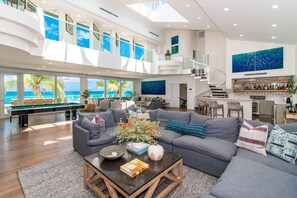 Téléviseur connecté, table de baby-foot, table de ping-pong