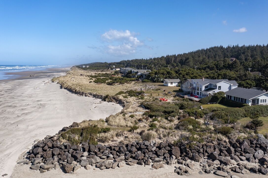 在海滩、沙滩毛巾