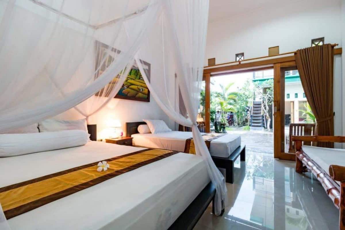 Standard Room, 2 Twin Beds, Non Smoking, Garden View | Rollaway beds, free WiFi