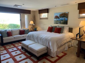 5 habitaciones, caja de seguridad en la habitación y escritorio 