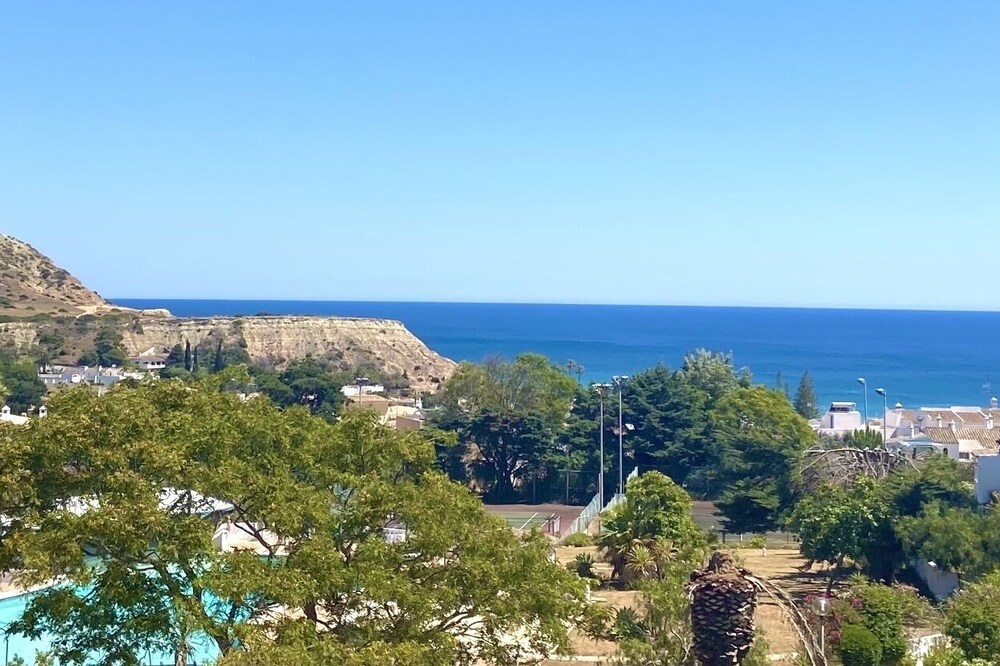 OCEAN VIEWS FROM EVERY ROOM ~ And MORE!<br>
