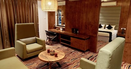 Hotel President Cottage Resort