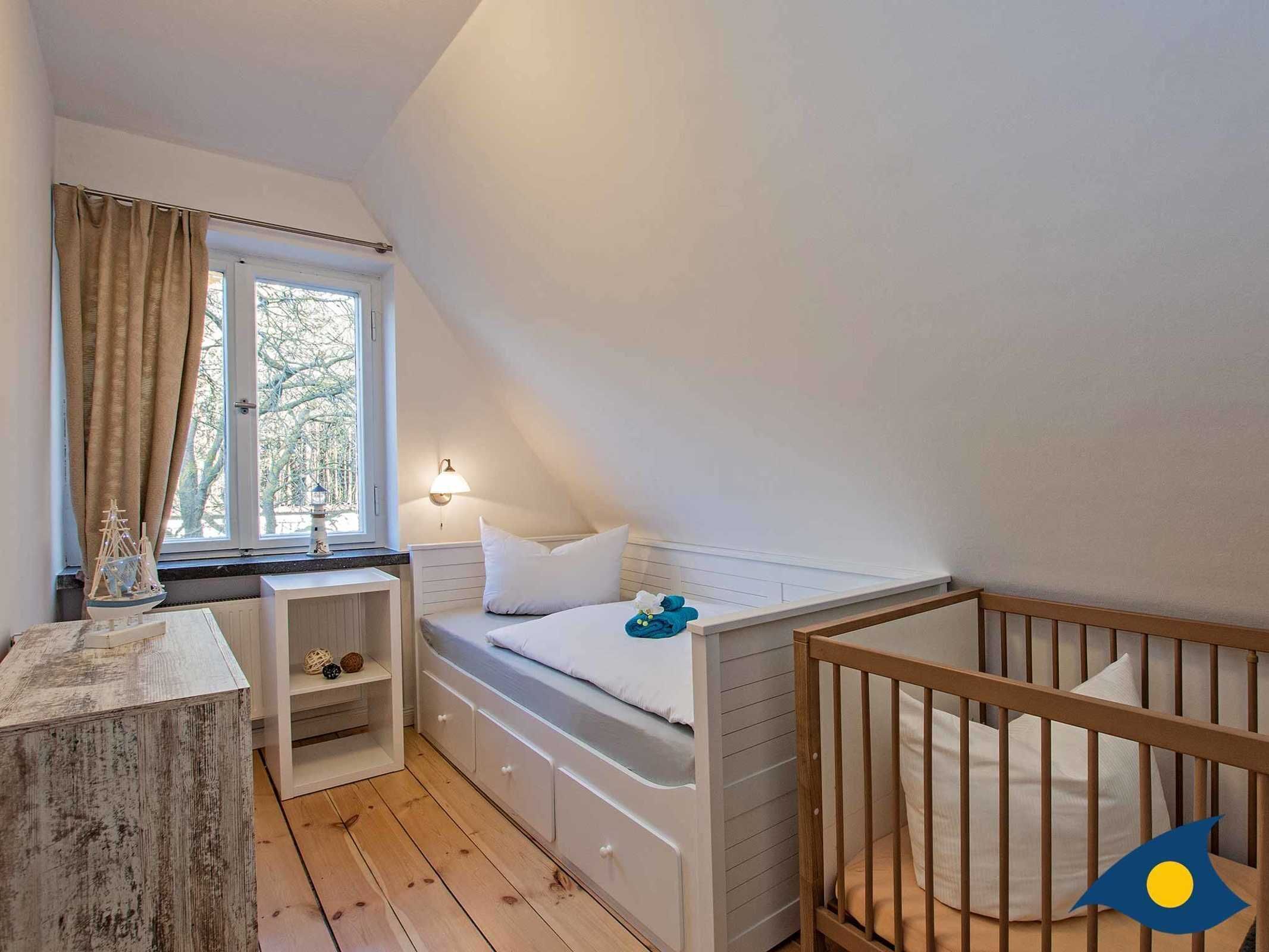 5 Schlafzimmer, Reisekinderbett, WLAN, Bettwäsche