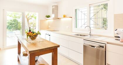 Holiday Home 'Muro' with Shared Pool, Wi-Fi and Air Conditioning