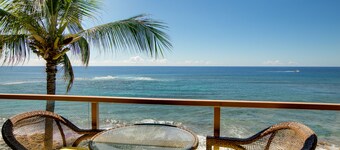 Kuhio Shores 415 Top Floor Oceanfront Condo with central a/c