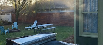 30 Yards To Beach, Hot Tub, Quasi tutto nuovo all'interno, 65 "Tv, Fire Pit Clean