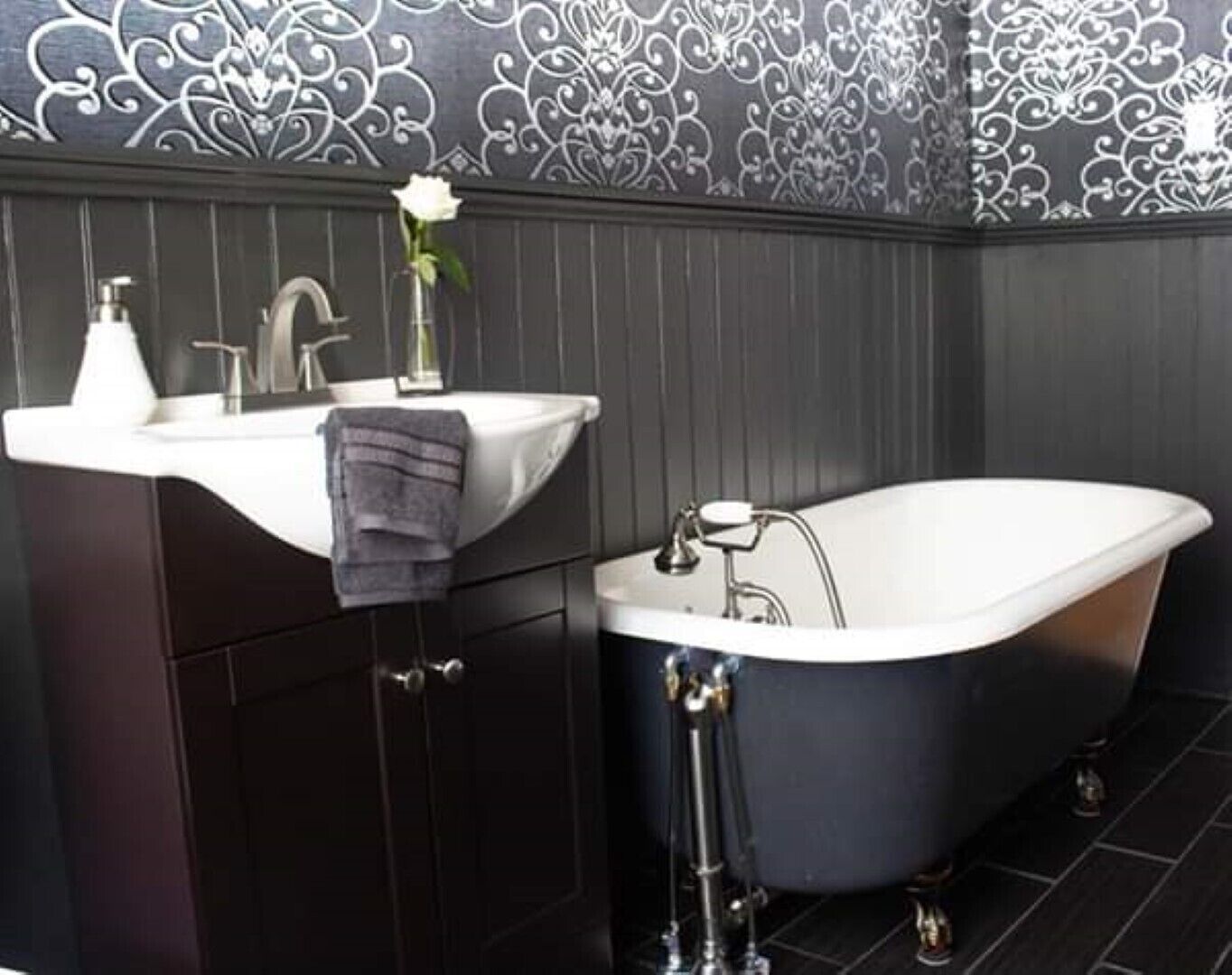 Luxurious 4 Bedroom Home in Heart of Historic Madison's Downtown