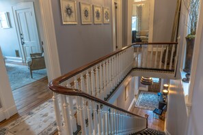 Interior - Luxurious 4 Bedroom Home in Heart of Historic Madison's Downtown (Madison)