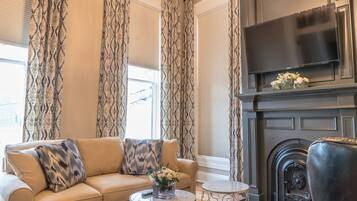 Smart-tv och en stereo