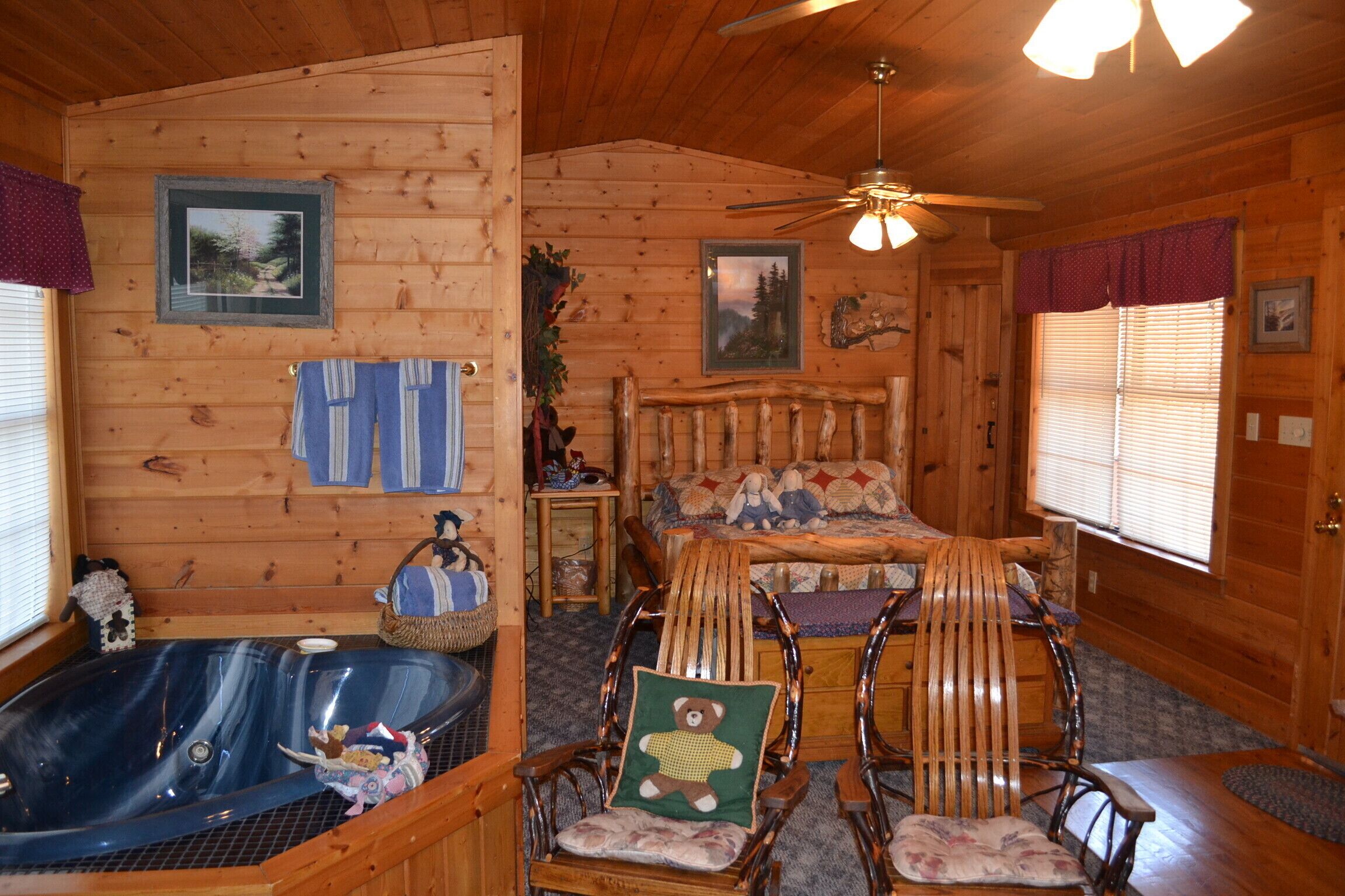 Beautiful Cabin Near Pigeon Forge , Gatlinburg And Sevierville