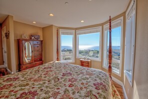 6 عدّة غرف نوم ومكواة/لوح كي وواي فاي مجانًا وملاءات أسرّة