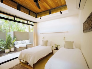 2 chambres, lit de bébé portatif, Wi-Fi, literie fournie