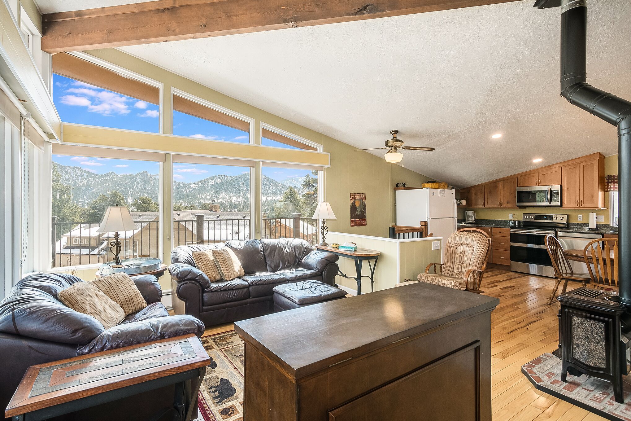 Starlight in the Rockies - 3 Bedroom Mountain Retreat - Wrap-Around Deck -- 20-NCD0353