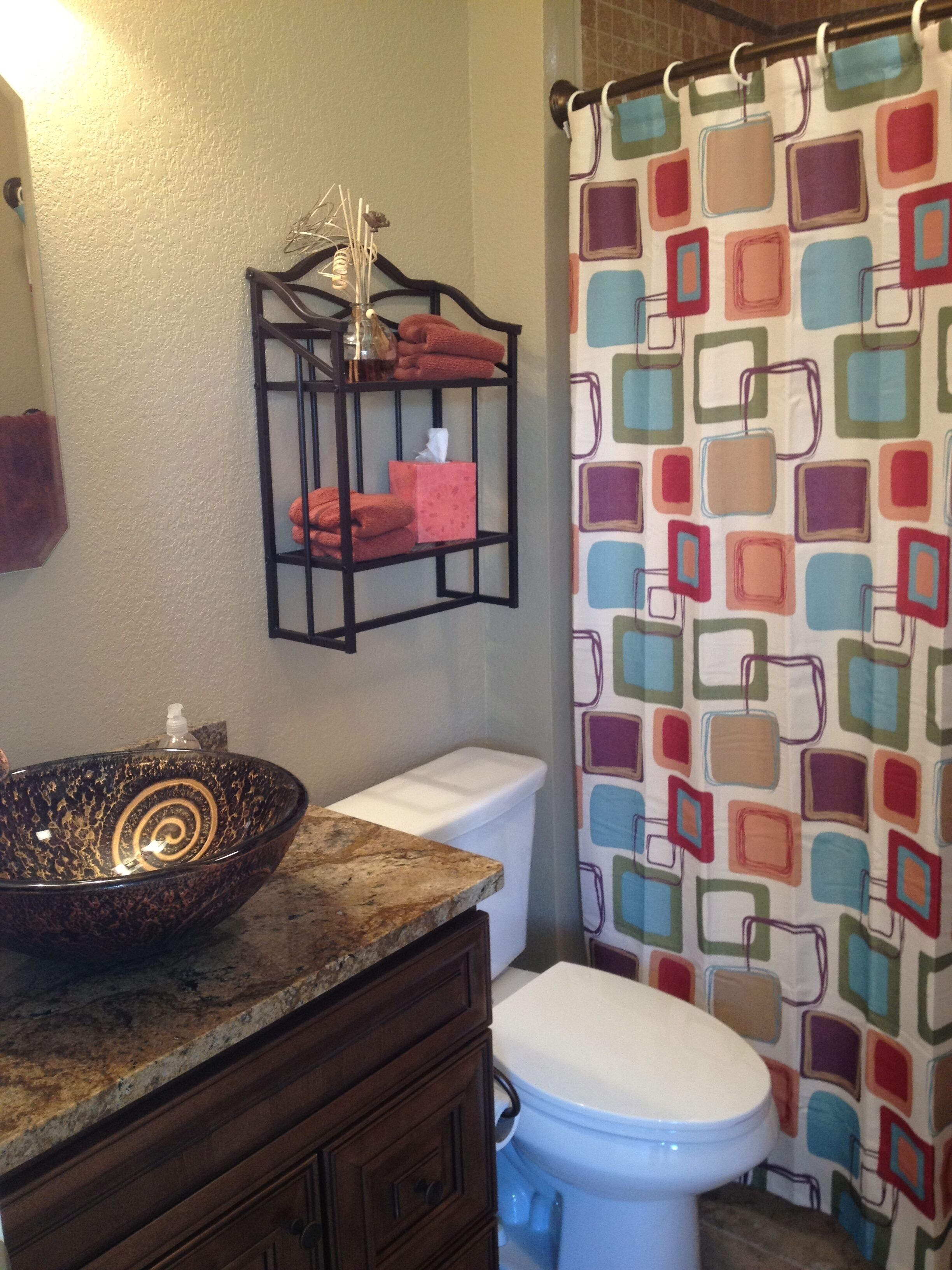 2BR Penthouse Condo - Beautifully Renovated - Spectacular Lake View