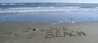 Beautiful 4 bedroom/4 bath home with private heated pool, Discounted Fall Rates