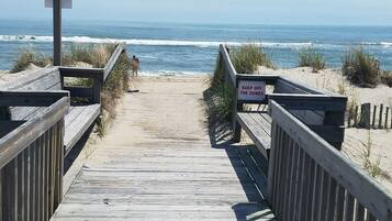 Ubicación a pie de playa y tumbonas