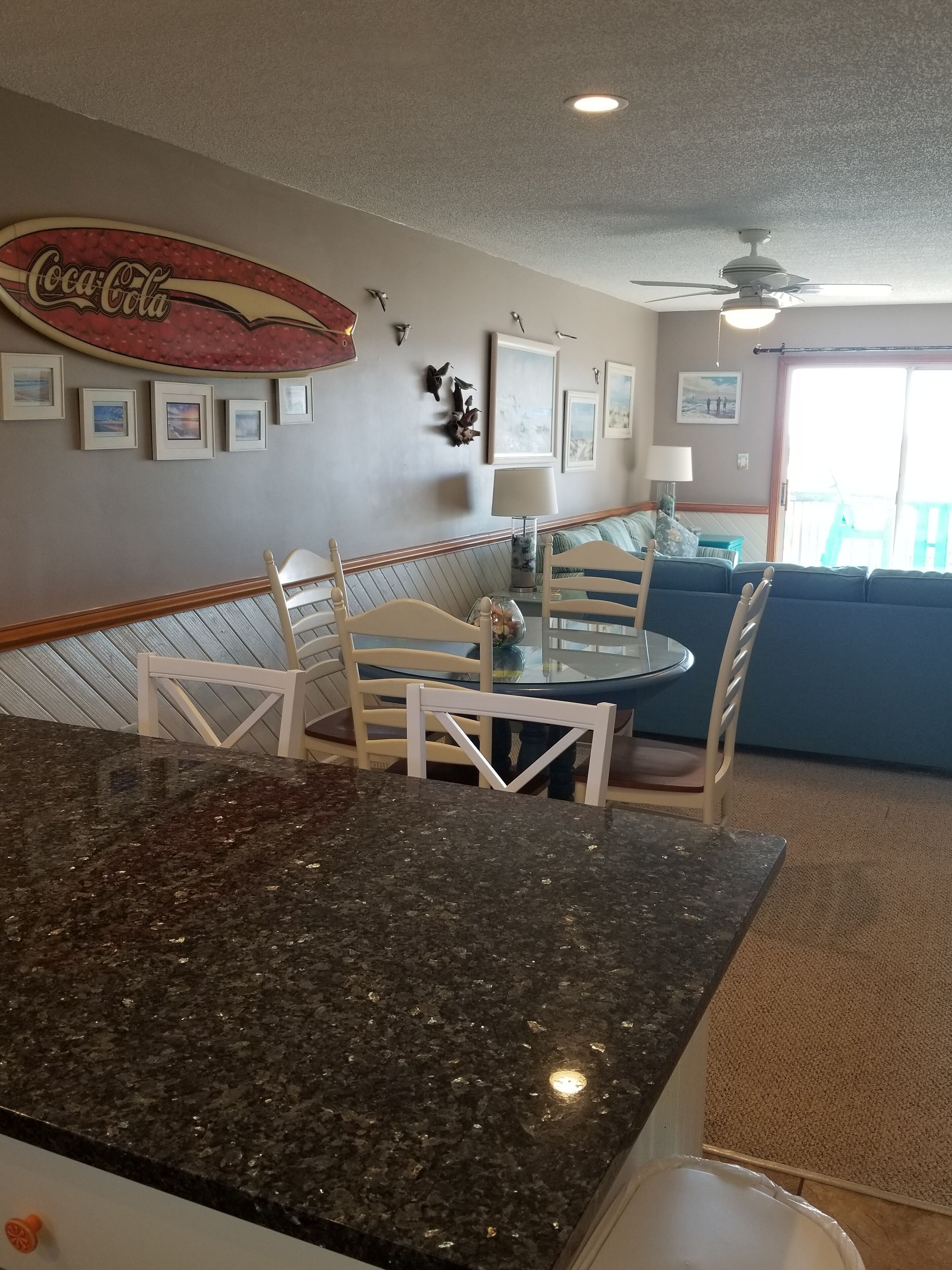 You'll love Sea Glass. Steps from the beach. Free linens.